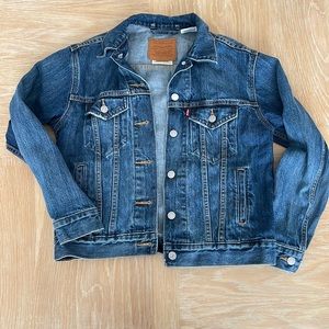 Levi’s denim jacket